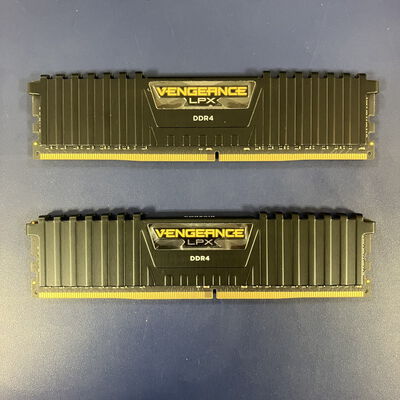【大宮店】中古  8GB 2枚組(合計16GB) PC4-21300/DDR4-2666 デスクトップ用 190926 