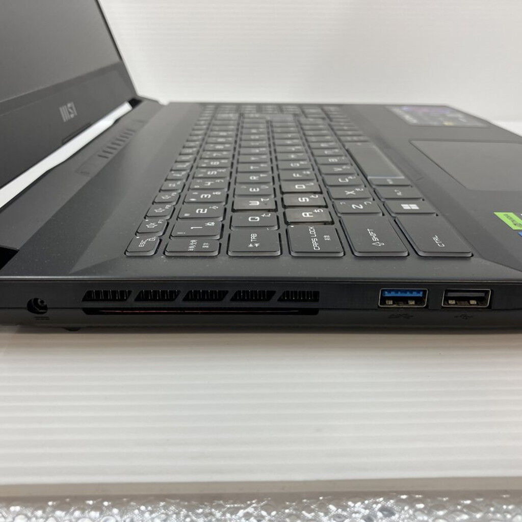 中古 MSI KATANA 15 B13V(i7-13620H/32GB/SSD1TB/RTX4070/W11H