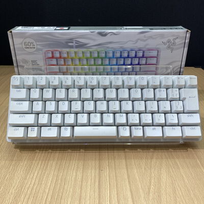 【甲府飯田店】中古  Razer Huntsman Mini JP Linear Optical Switch RZ03-03391100-R3J1 [Mercury White] 4720001392 