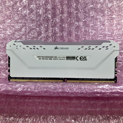 【富士青葉店】中古  PC4-25600 8GB デスクトップ用(DDR4-3200) 140727 