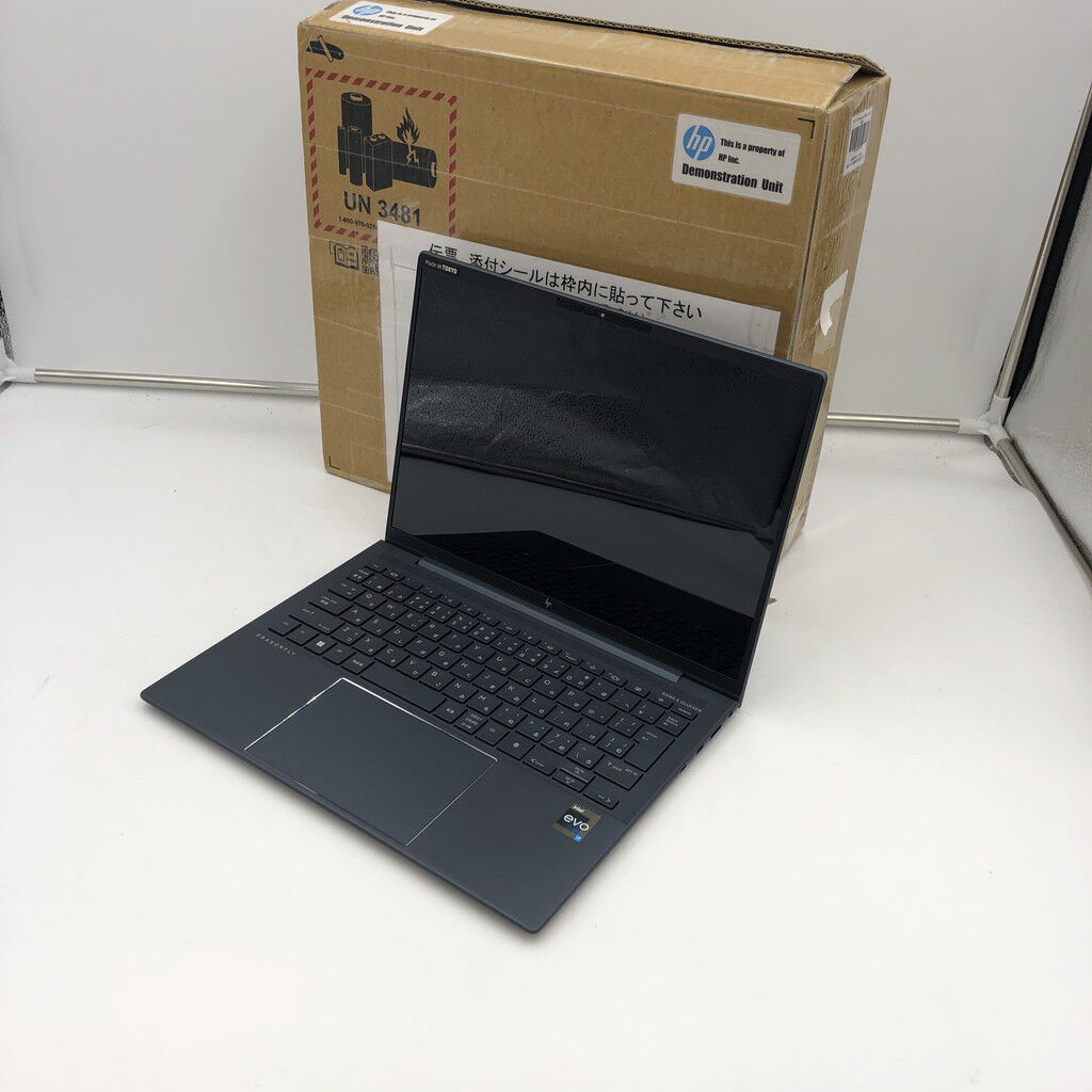 中古 HP Dragonfly G4(Intel Core i7 1355U/16GB/SSD1TB/なし/オン