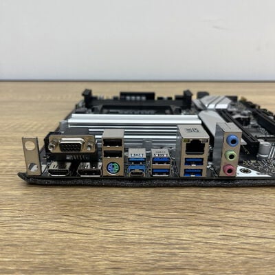 【津ラッツ店】中古  ASRock A520M Pro4 (A520 AM4 mATX DDR4) 143666 