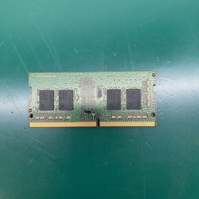 【浦添城間店(沖縄)】中古  PC4-25600 8GB ノート用(DDR4-3200) 158771 