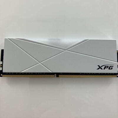 【秋葉原本店】中古  PC4-25600 8GB デスクトップ用(DDR4-3200) 140727 