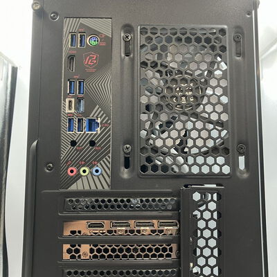 【新潟店】中古  自作PC(i7 13700KF/32GB/SSD1TB+512GB/RTX4080 SUPER/OS無し) 3290007569 
