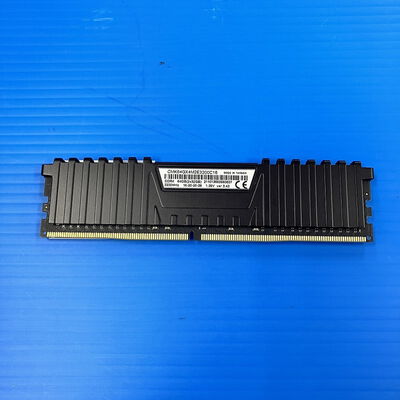 【大須店】中古  PC4-25600 32GB デスクトップ用(DDR4-3200) 143224 
