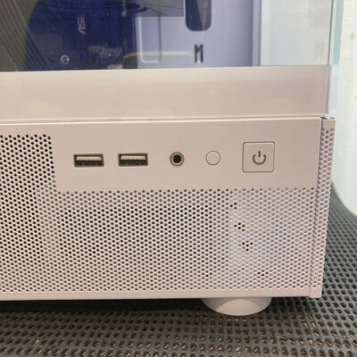 【浦添城間店(沖縄)】中古  iiyama LEVEL&theta;(Ryzen 7 7700/32GB/SSD1TB/RTX4060Ti 8GB/W11H) 4780001691 
