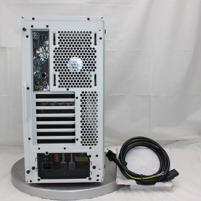 【通販センター】中古  アーク arkhire(AMD Ryzen 7 3700X/16GB DDR4 (PC4)/SSD1TB/なし/AMD Radeon RX 5700 8GB/W11H64 MAR) 195183【5/21値下げ!】 