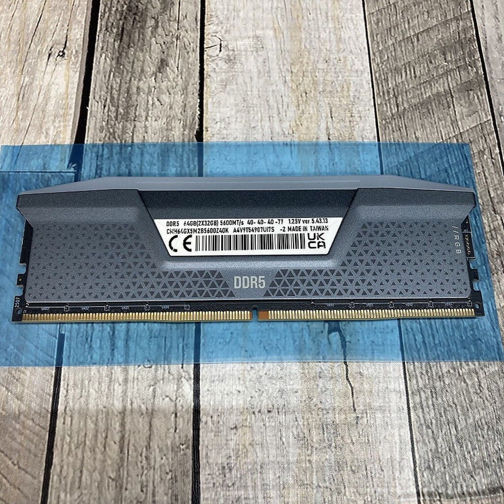 中古 PC5-44800 32GB デスクトップ用(DDR5-5600) 149157 （342152