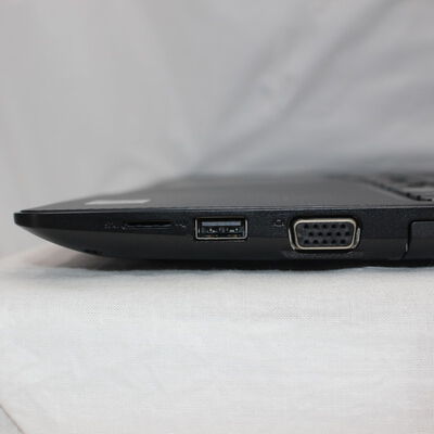【通販センター】中古  DELL Vostro 3590(Intel Core i5 10210U 1.60GHz/16GB DDR4/SSD256GB/-/オンボード/15.6/1920x1080/GbE/Wi-Fi/WEBCAM/W11P/VBT) 197863 