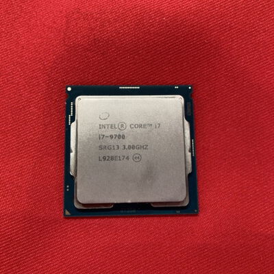 【千葉店】中古  Intel Core i7 9700 (1151/3.00GHz/12M/C8/T8) 140316 