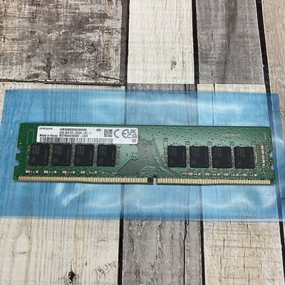 【広島店】中古  Samsung M378A4G43CB2-CWE (DDR4 PC4-25600 32GB) 195866 