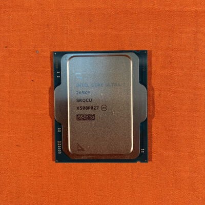 【なんば店】中古  INTEL Core Ultra 7 265KF (1851/3.9G/30M/C20/T20) 
