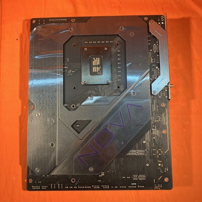 【なんば店】中古  ASRock Z790 Nova WiFi (Z790 1700 ATX DDR5) 183198 