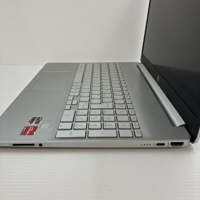 【秋葉原本店】中古  HP Laptop 15s-eq3xxx(Ryzen 5 5625U/16GB/SSD512GB/W11H) 3410013719 