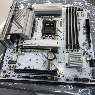 【姫路店】中古  ASRock B760M Pro RS WiFi White (B760 1700 mATX DDR5) 4740000967 