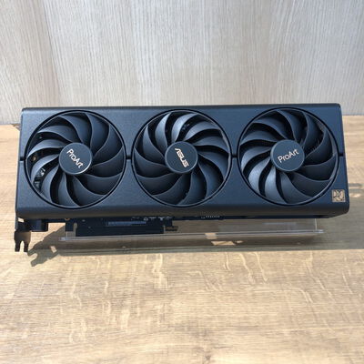 【姫路店】中古  ASUS PROART-RTX4060-O8G (RTX4060 8G) 175579 