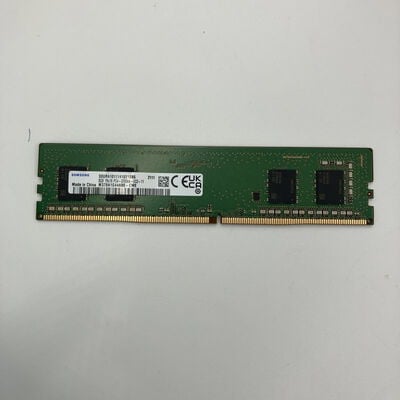 【なんば店】中古  PC4-25600 8GB デスクトップ用(DDR4-3200) 140727 