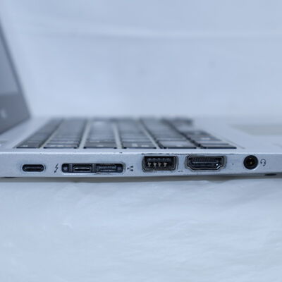 【通販センター】中古  【ジャンク品/保証無/返品質問不可】NEC PC-VKM17BZG4 (Intel Core i5 8350U 1.70GHz/8GB/SSD256GB/なし/オンボード/12.5/1366x768/Wi-Fi/WEBCAM/OSなし) 184422 