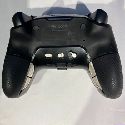 【鹿児島店】中古  NACON レボリューション アンリミテッド 4700000518 