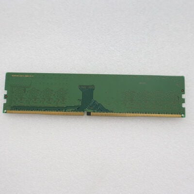 【通販センター】中古  PC4-21300 8GB デスクトップ用(DDR4-2666) 126165 