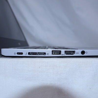 【通販センター】中古  【ジャンク品/保証無/返品質問不可】NEC VersaPro タイプVB　PC-VKM17BZC3 (Core i5 8350U/8GB/SSD256GB/-/オンボード/12.5ｲﾝﾁ/1366x768/Wi-Fi/WEBCAM/W11H64) 176660 