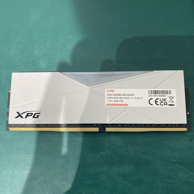 【浦添城間店(沖縄)】中古  PC4-25600 8GB デスクトップ用(DDR4-3200) 140727 