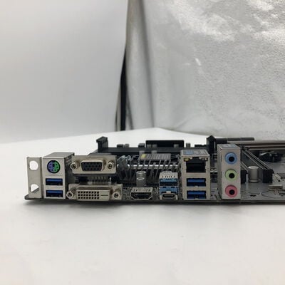 【盛岡都南店】中古  ASRock Z370 Pro4 (Z370 1151 ATX DDR4) 136208 
