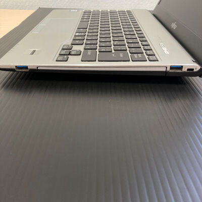 【静岡東瀬名店】中古  Fujitsu LIFEBOOK S938/B(Intel Core i5 8350U/8GB/SSD512GB/なし/オンボード/13.3/1920x1080/Wi-Fi/W11H64 MAR) 172131 
