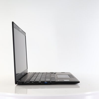 【秋葉原本店】中古  FUJITSU　LIFEBOOK　(i5-10210U/8GB/SSD250GB/W11P) 3410015303 