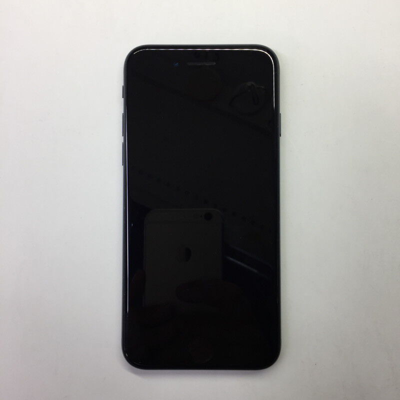 中古 【SoftBank版SIMフリー】Apple iPhoneSE 4.7インチ (第3