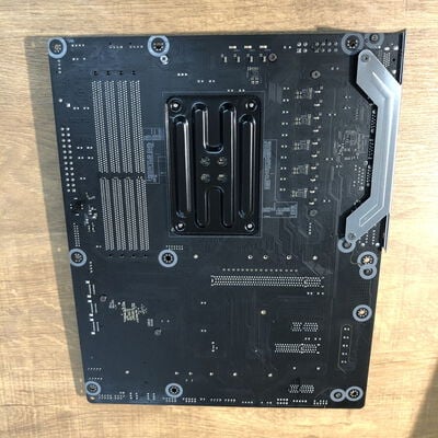 【姫路店】中古  ASRock B550 Steel Legend (B550 AM4 ATX DDR4) 142936 