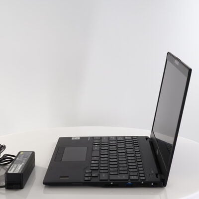 【秋葉原本店】中古  LIFEBOOK　U9310/E(i5-10210U/8GB/SSD256GB/W11P) 3410015830 