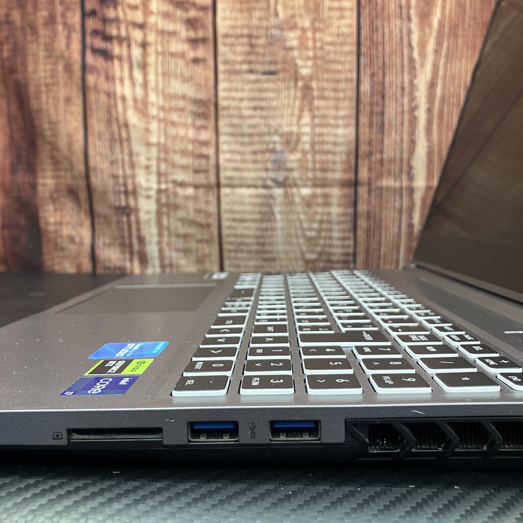 中古 THIRDWAVE GALLERIA XL7C-R45 (Core i7-13700H/16GB/SSD500GB+