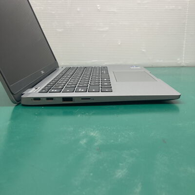 【浦添城間店(沖縄)】中古  DELL Latitude 5320 (Intel Core i7 1185G7 3.0GHz/16GB/SSD256GB/-/-/13.3/1920x1080/Wi-Fi/WEBCAM/W11H MAR) 183658 