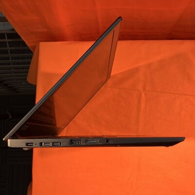 【なんば店】中古  LENOVO ThinkPad X13 (AMD Ryzen 5 Pro 4650U 2.10GHz/32GB/SSD256GB/-/オンボード/13.3/1920x1080/Wi-Fi/WEBCAM/W11H) 185543 