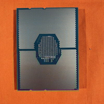 【なんば店】中古  Intel Xeon W-3223 (3647/3.50/16.5M/C8/T16) 1460019403 