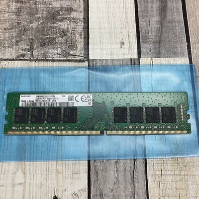 【広島店】中古  Samsung M378A4G43CB2-CWE (DDR4 PC4-25600 32GB) 195866 