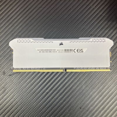 【富士青葉店】中古  PC4-25600 16GB デスクトップ用 140728 