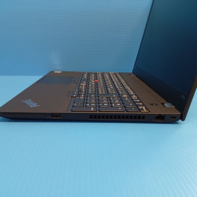 【大須店】中古  Lenovo ThinkPad P15s Gen 1 (Core i7-10610U/16GB/SSD512GB/-/P520/WLAN/15.6FHD/W11P/-) 3240009313 
