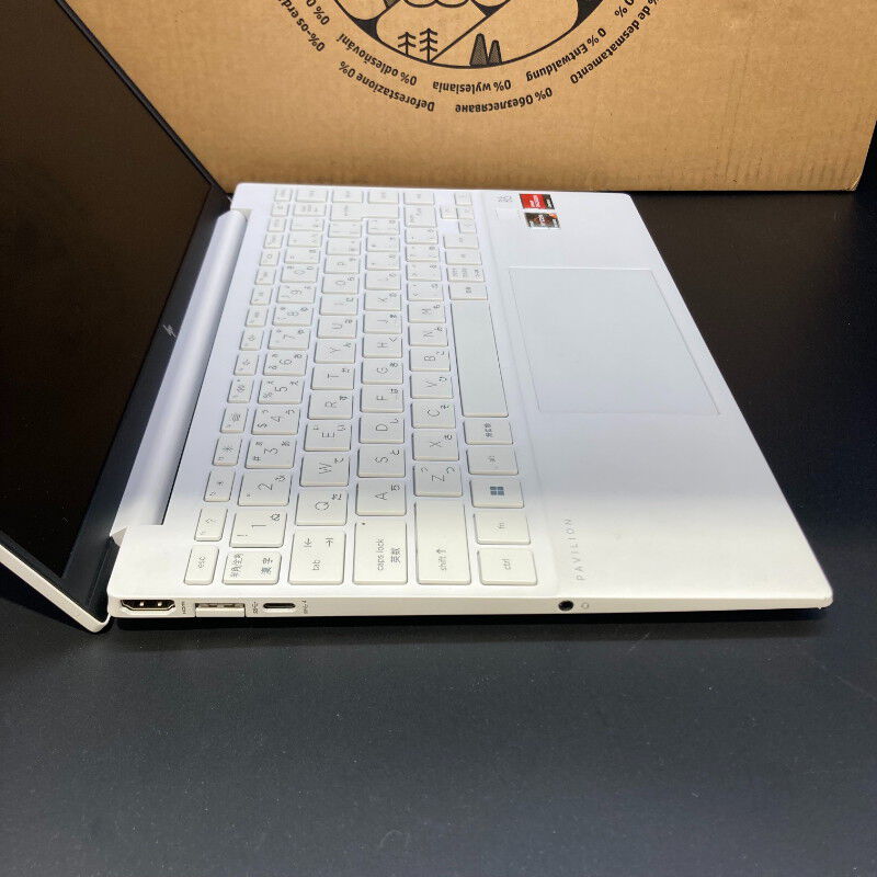 中古 HP Pavilion Aero Laptop 13-be2006AU(AMD Ryzen 5 7535U