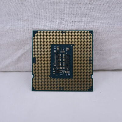 【通販センター】中古  INTEL Core i3 10105 (1200/3.7G/6M/C4/T8) 145174 