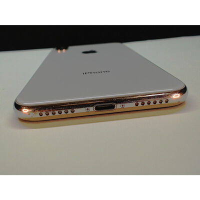 【前橋ｲﾝﾀｰｱｶﾏﾙ店】中古  【SIMロック解除済み】【docomo】 iPhoneX 256GB (シルバー) MQC22J/A 155245 