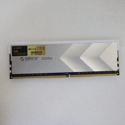 【通販センター】中古  PC4-25600 8GB デスクトップ用(DDR4-3200) 140727 