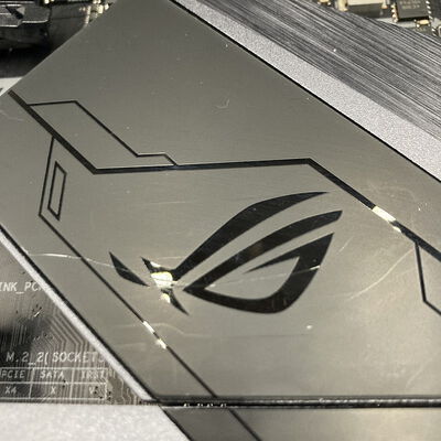 【熊本浜線店】中古  ASUS ROG MAXIMUS XI HERO (WI-FI) (Z390 1151 ATX) 138867 