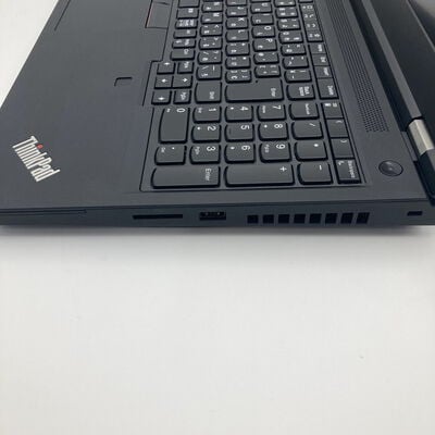 【神戸・三宮店】中古  Lenovo ThinkPad P15Gen1(i7-10750H/32GB/SSD512GB/Quadro RTX3000/W10P) 3430006352 