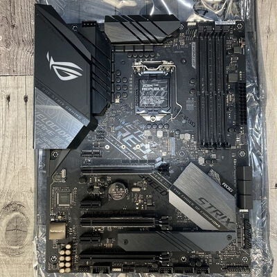 【広島店】中古  ASUS ROG STRIX Z390-F GAMING (Z390 1151 ATX DDR4) 138866 