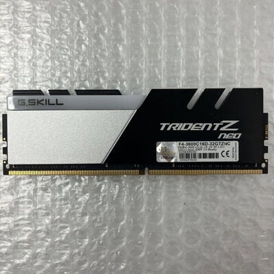 【秋葉原本店】中古  PC4-28800 16GB デスクトップ用(DDR4-3600) 140734 