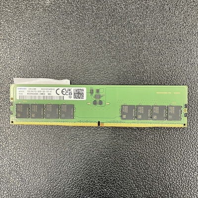 【大須店】中古  Samsung M323R4GA3DB0-CWM(DDR5 PC5-44800 32GB) 1460021282 