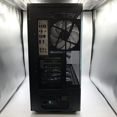【水戸赤塚店】中古  自作PC(Ryzen 7 5700X/32GB/HDD2TB/-/RX7600/OSなし) 4680003960 